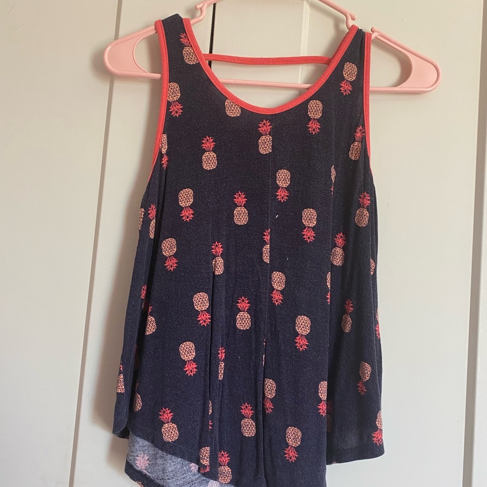 Pineapple shirt